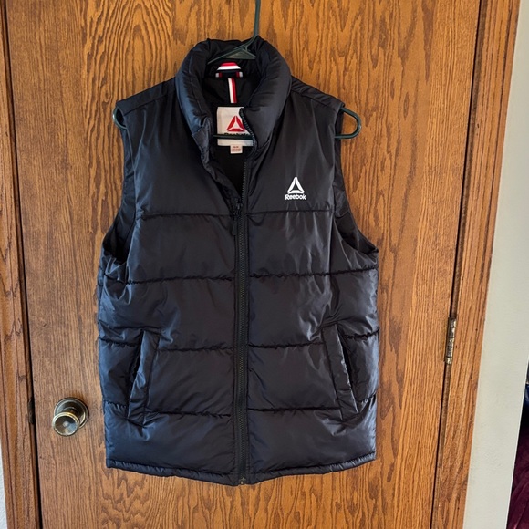 Reebok Other - Reebok Dark Puffer Vest